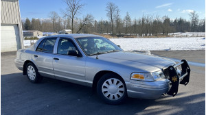 2006 Ford CVPI Street Appearance Package (SAP)