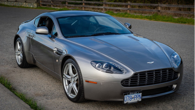 2010 Aston Martin 2010 Aston Martin